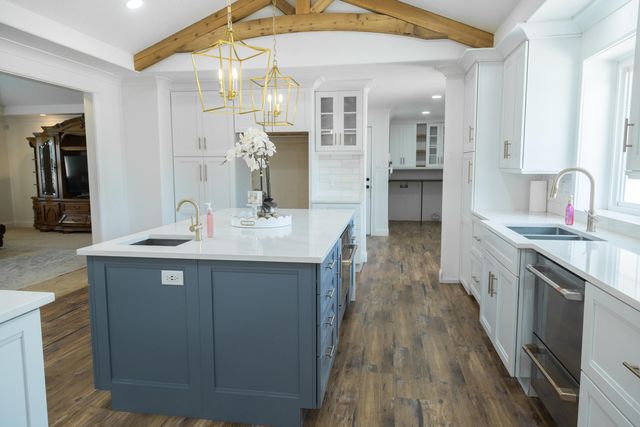 1308 W 24th Street, Plainview, TX 79072