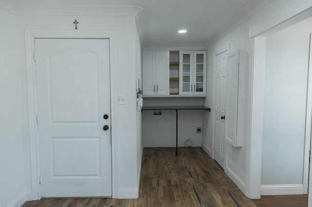 1308 W 24th Street, Plainview, TX 79072