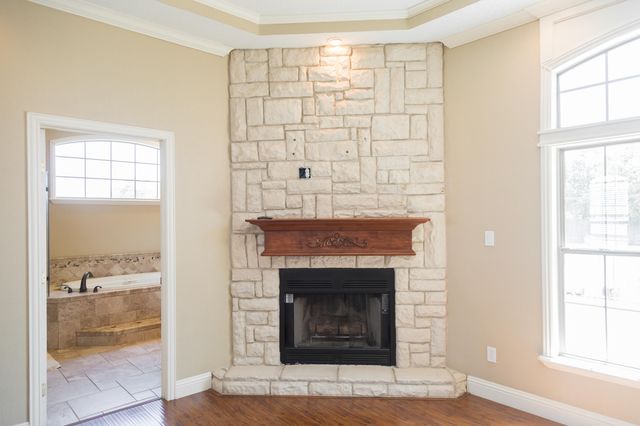 1308 W 24th Street, Plainview, TX 79072