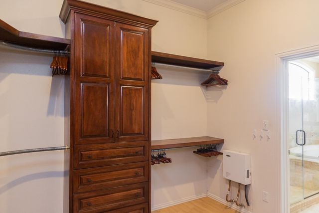 1308 W 24th Street, Plainview, TX 79072