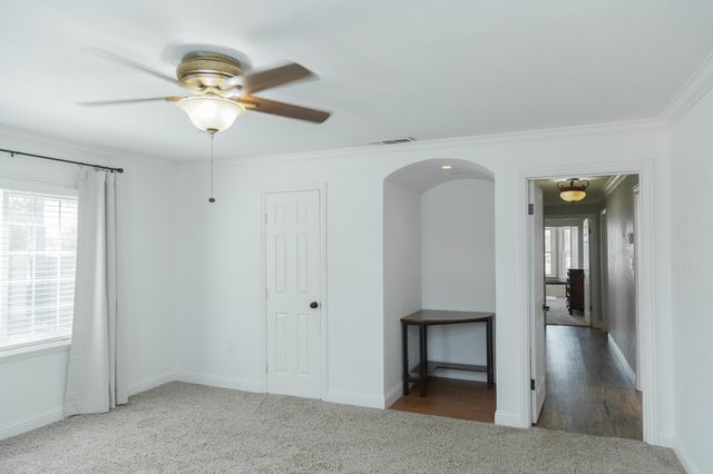 1308 W 24th Street, Plainview, TX 79072