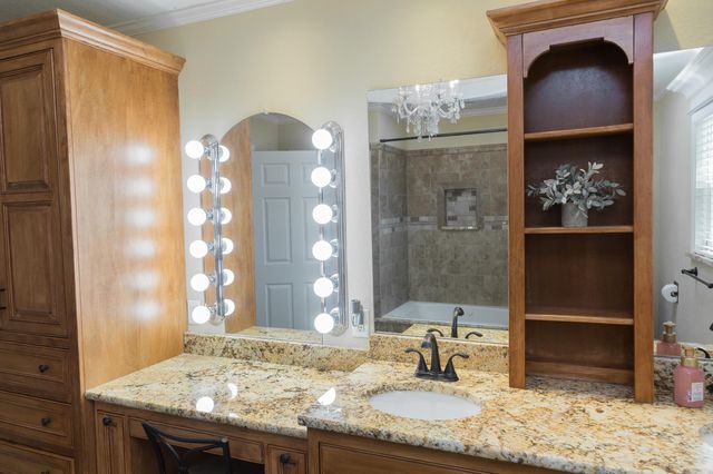 1308 W 24th Street, Plainview, TX 79072