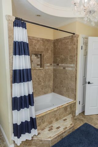 1308 W 24th Street, Plainview, TX 79072