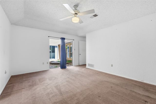 1814 Briarcrest Lane, Arlington, TX 76012