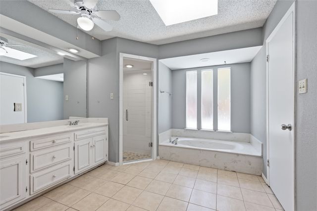 1814 Briarcrest Lane, Arlington, TX 76012