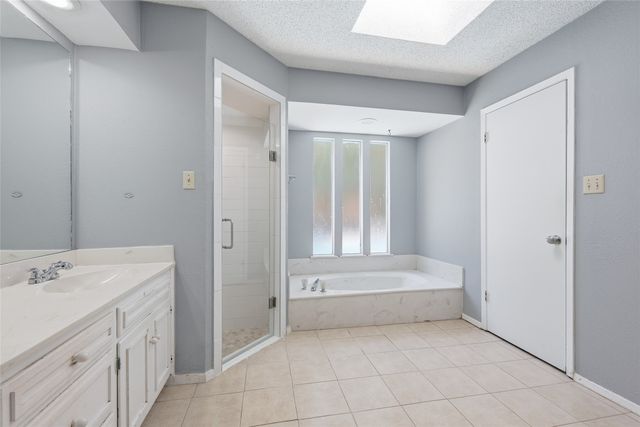 1814 Briarcrest Lane, Arlington, TX 76012