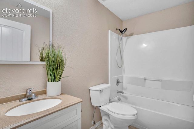 861 Circle Road, Palmer Lake, CO 80133