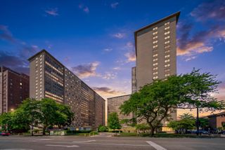 3950 N Lake Shore Drive 411B, Chicago, IL 60613
