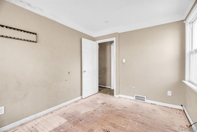 18505 Ashton Avenue, Detroit, MI 48219