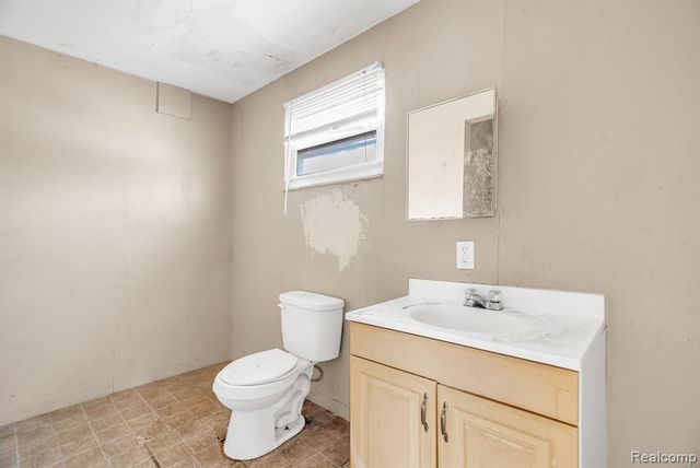 18505 Ashton Avenue, Detroit, MI 48219