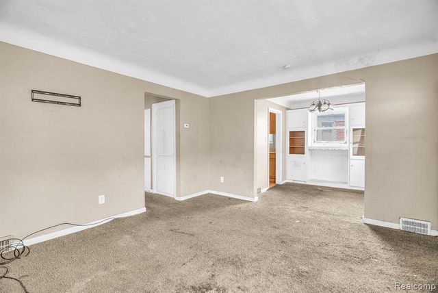 18505 Ashton Avenue, Detroit, MI 48219