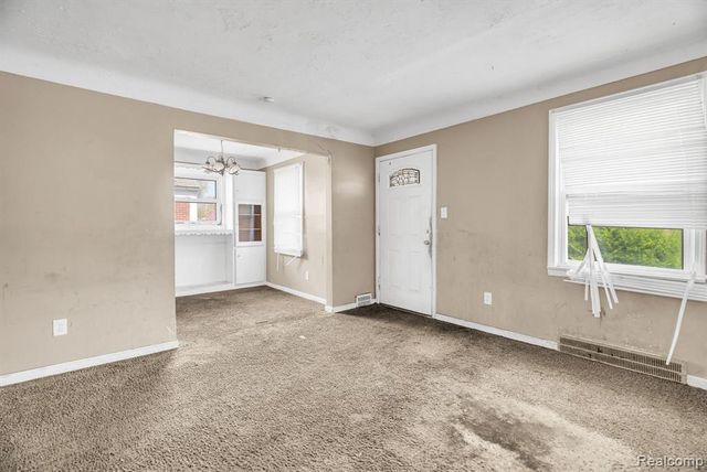 18505 Ashton Avenue, Detroit, MI 48219