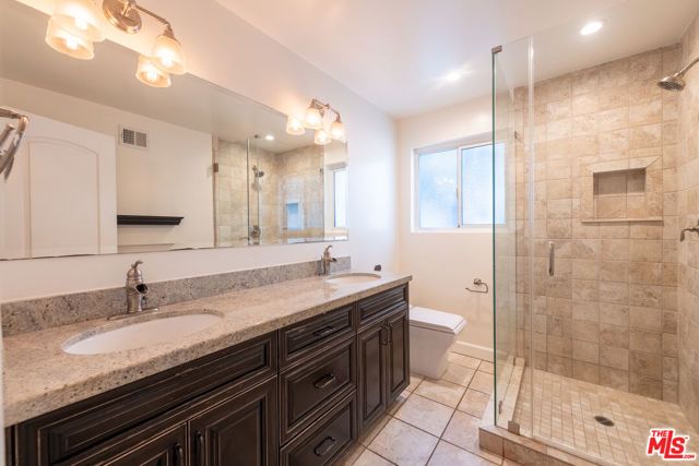 503 N Greencraig Road, Los Angeles, CA 90049