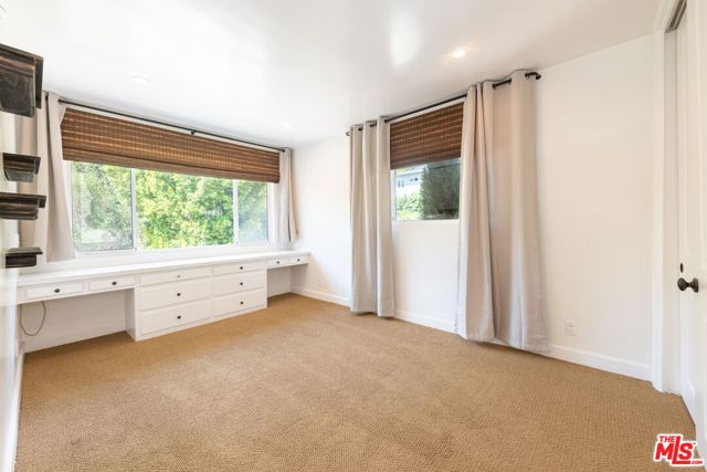 503 N Greencraig Road, Los Angeles, CA 90049