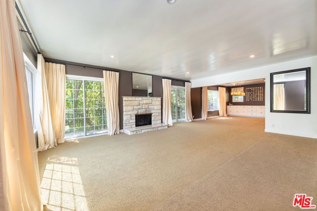 503 N Greencraig Road, Los Angeles, CA 90049