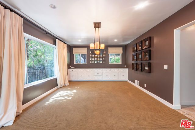 503 N Greencraig Road, Los Angeles, CA 90049