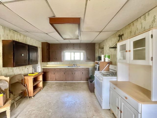 1864 Chapel Road, Spring Arbor Twp, MI 49269