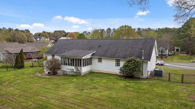30 Boseman Lane, Chickamauga, GA 30707