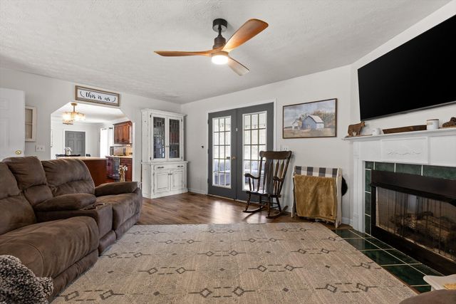 30 Boseman Lane, Chickamauga, GA 30707