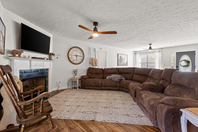 30 Boseman Lane, Chickamauga, GA 30707