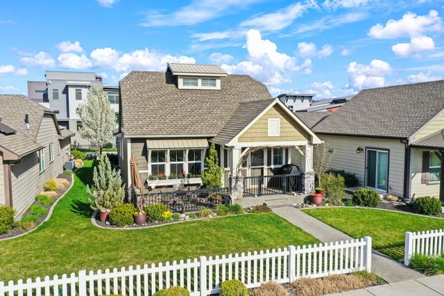 2027 W CENTENNIAL Way, Spokane, WA 99201