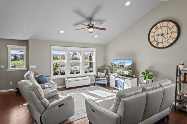 2027 W CENTENNIAL Way, Spokane, WA 99201