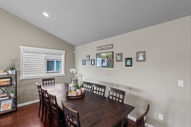 2027 W CENTENNIAL Way, Spokane, WA 99201