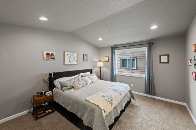 2027 W CENTENNIAL Way, Spokane, WA 99201