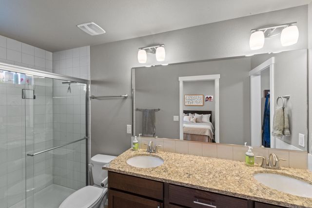 2027 W CENTENNIAL Way, Spokane, WA 99201