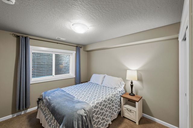 2027 W CENTENNIAL Way, Spokane, WA 99201