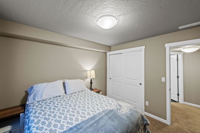 2027 W CENTENNIAL Way, Spokane, WA 99201