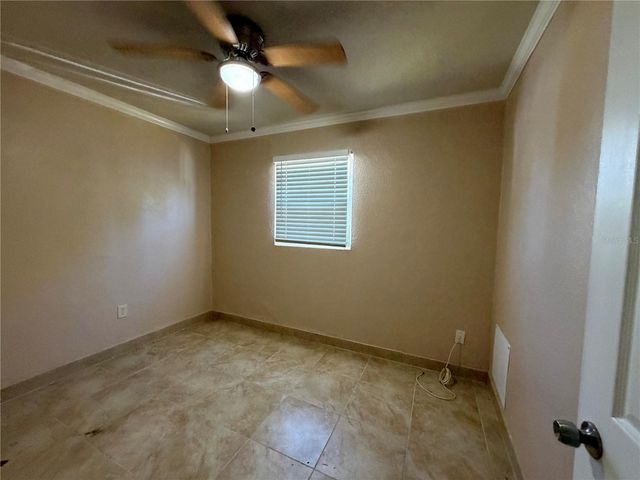 1015 VINE AVENUE, Clearwater, FL 33755