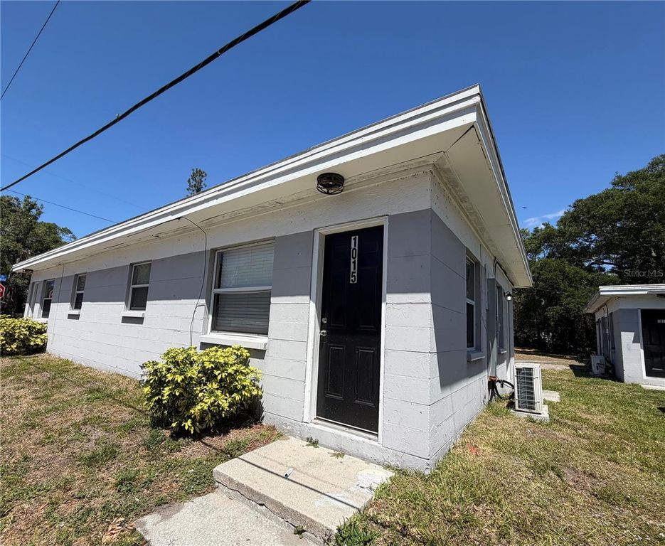 1015 VINE AVENUE, Clearwater, FL 33755