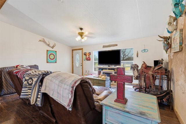 9132 Windmill Court W, Cleburne, TX 76033