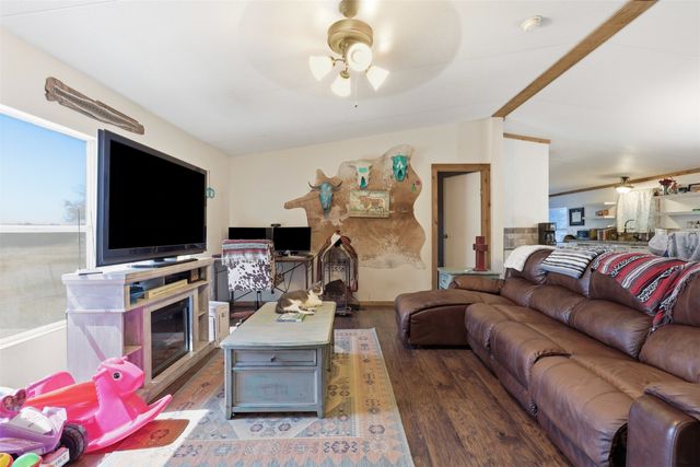 9132 Windmill Court W, Cleburne, TX 76033