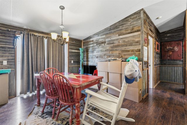 9132 Windmill Court W, Cleburne, TX 76033
