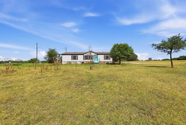9132 Windmill Court W, Cleburne, TX 76033