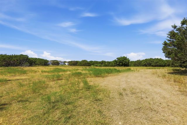 9132 Windmill Court W, Cleburne, TX 76033