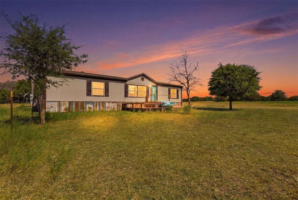 9132 Windmill Court W, Cleburne, TX 76033