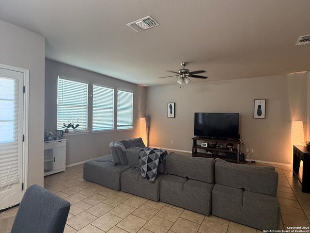 47 Weathering Crk, San Antonio, TX 78238