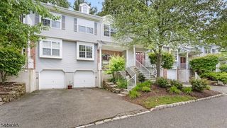 15 Spruce Ter, Mount Arlington Boro, NJ 07856