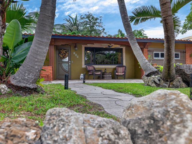 949 NE 25th Avenue, Pompano Beach, FL 33062