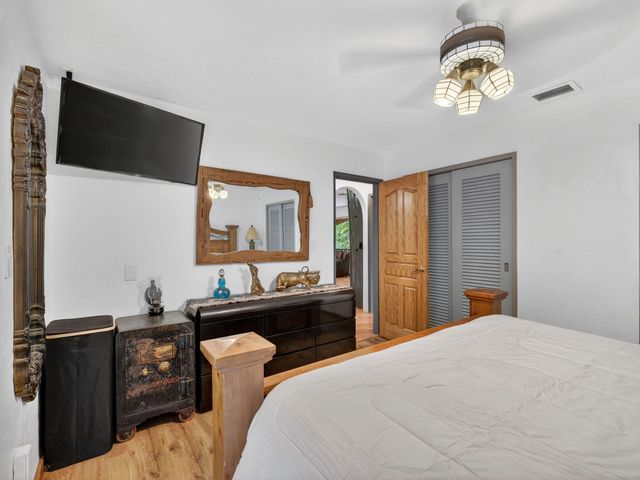 949 NE 25th Avenue, Pompano Beach, FL 33062