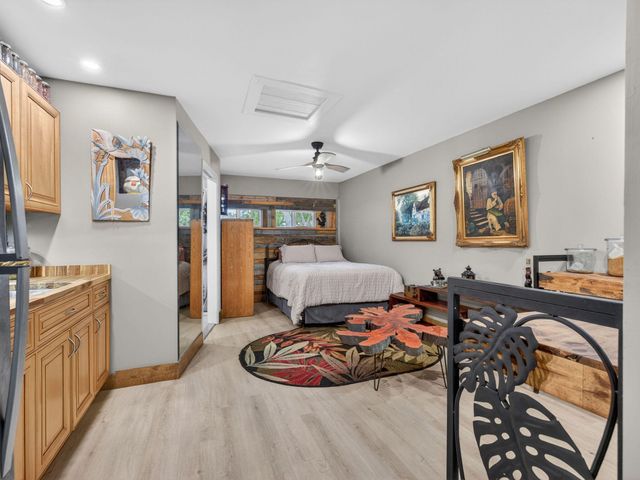 949 NE 25th Avenue, Pompano Beach, FL 33062