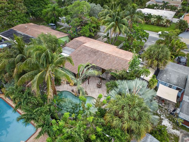 949 NE 25th Avenue, Pompano Beach, FL 33062