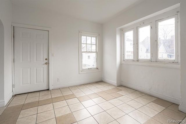 5421 Toledo Street, Detroit, MI 48209