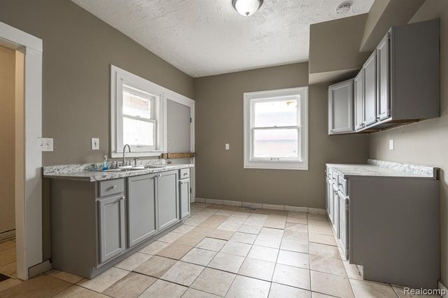 5421 Toledo Street, Detroit, MI 48209