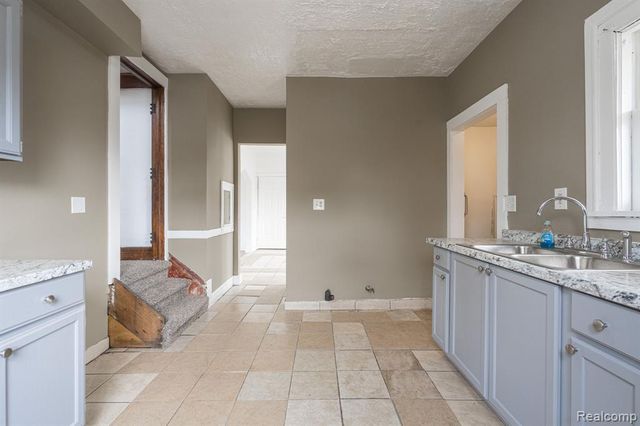 5421 Toledo Street, Detroit, MI 48209