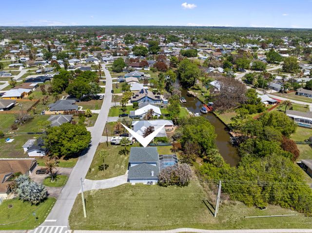 405 NE Midvale Street, Port St. Lucie, Port St Lucie, FL 34983