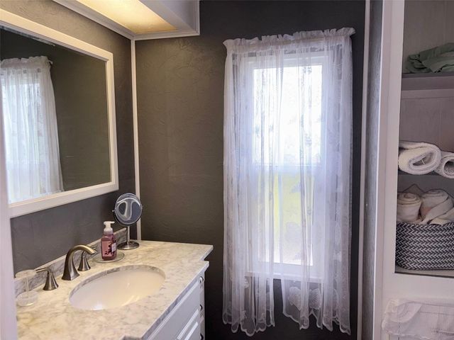 413 CERVINA DRIVE N, Venice, FL 34285